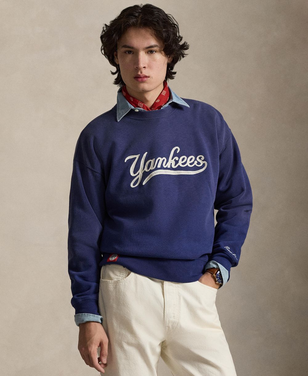 Men's Yankees Embroidered Fleece Sweatshirt